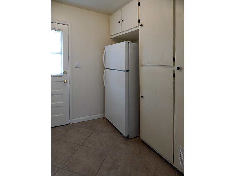 2nd Unit Pantry
