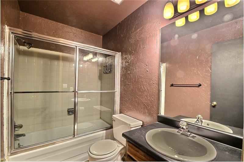 Guest Bathroom