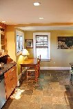 Kitchen Eat-in Area