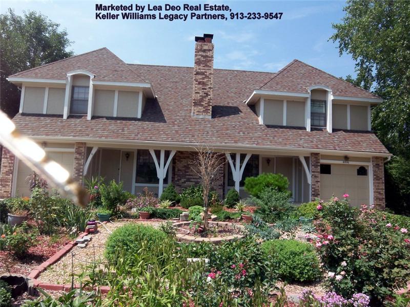 Lenexa duplex for Sale, 8836-38 Gallery