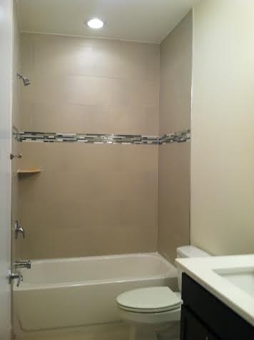 Tiled Bathtub/ Shower