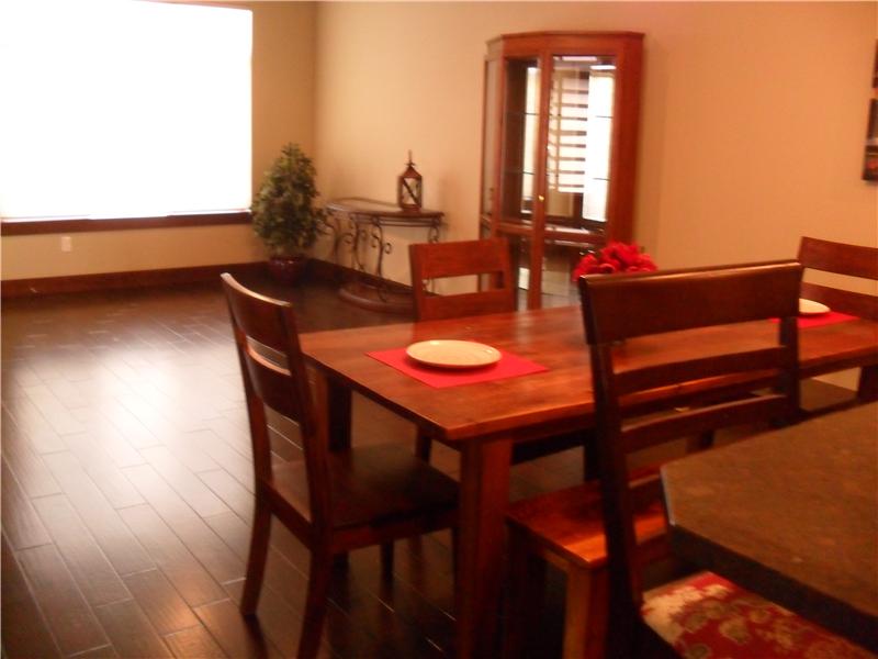 Spacious dining area next to kitchen