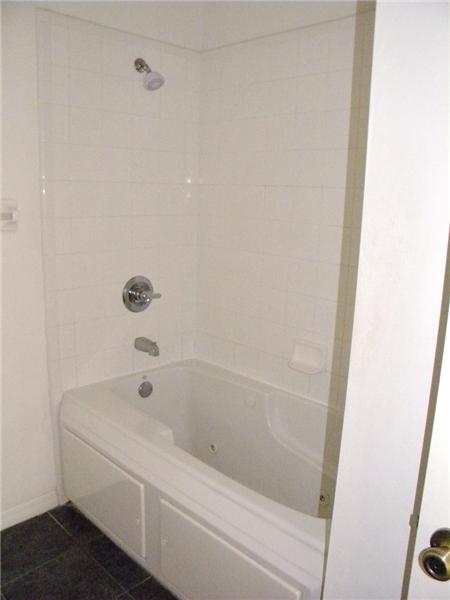 Jetted Tub in Master Bath