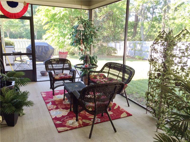 Screened Patio