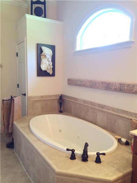 Jetted Tub