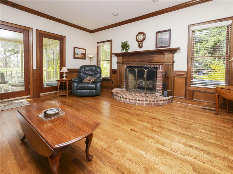 Great room with mansonry gas log fireplace