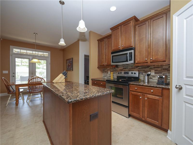 Glass tile backsplash