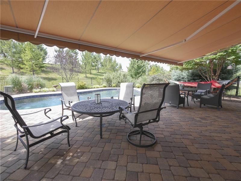 27' retractable awning