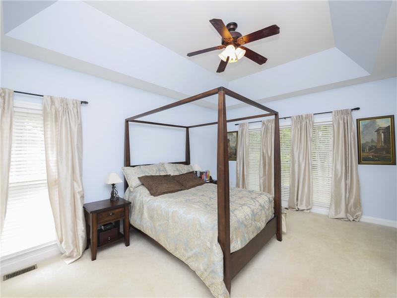 Main level master suite