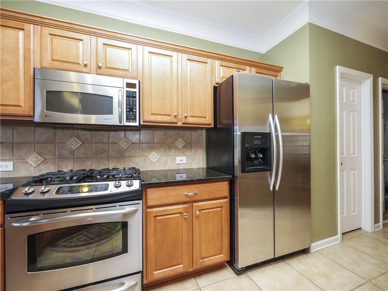 Upgraded stainless appliances