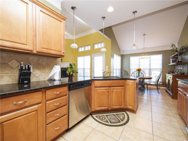 Breakfast bar plus breakfast area