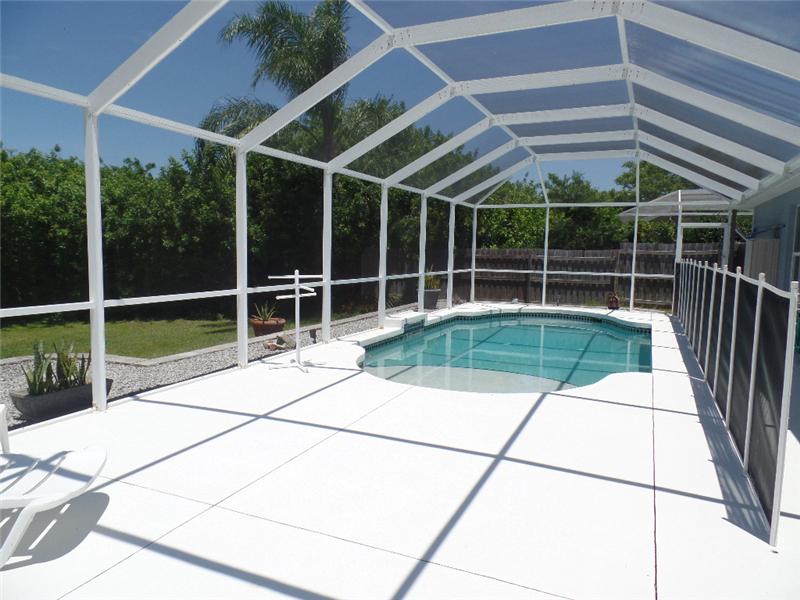 Screened in heated salt water pool