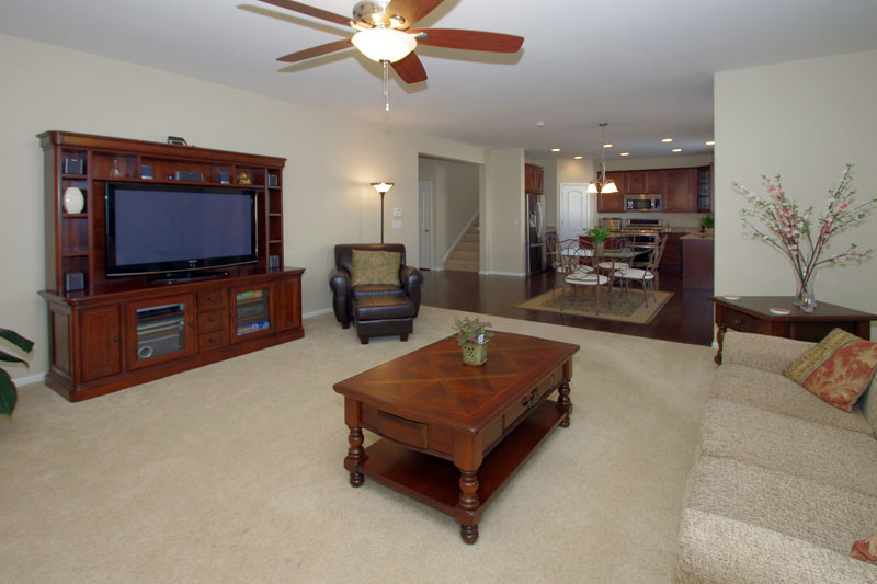 Ceiling fans throughout!