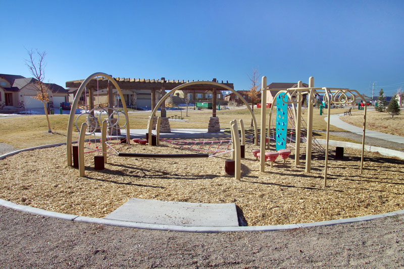 Fit and Fun Park: Fit and Fun Park: Outdoor exercise structures and play area
