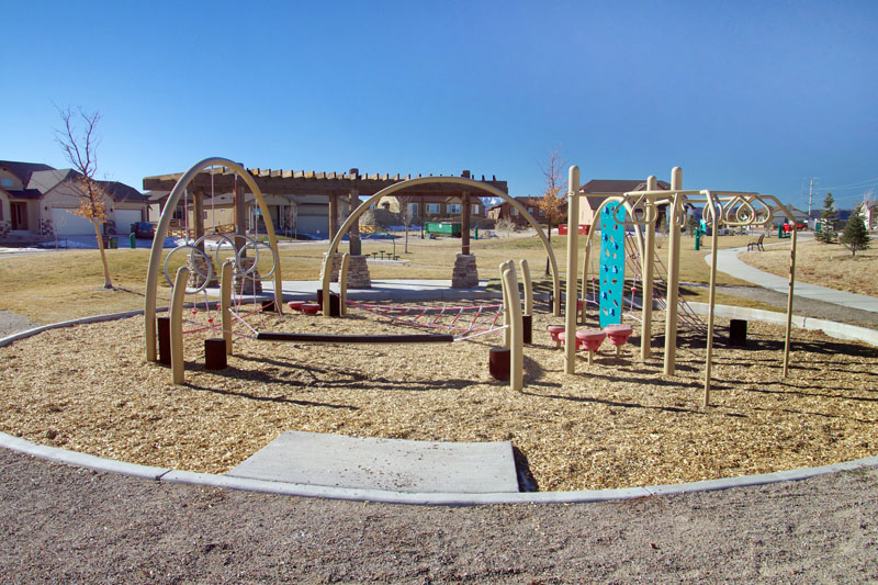 Fit and Fun Park: Fit and Fun Park: Outdoor exercise structures and play area