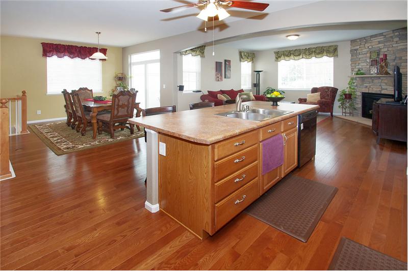 Very open floor plan