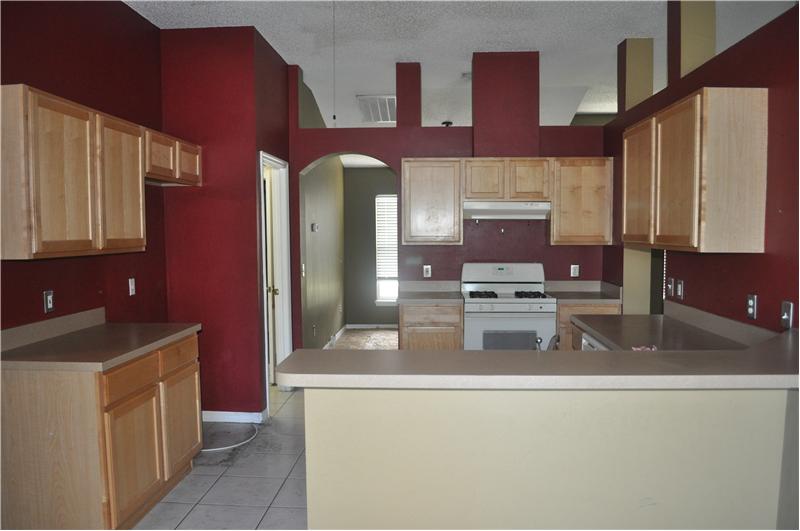 Kitchen from the breakfast nook.