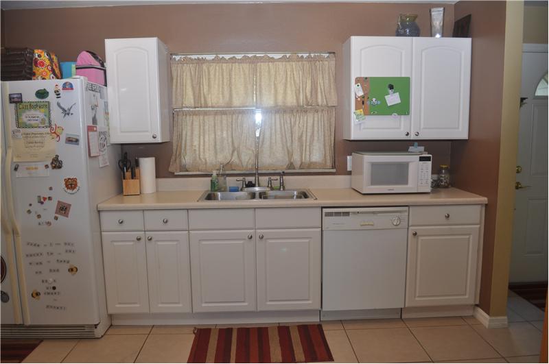 Eat In Kitchen