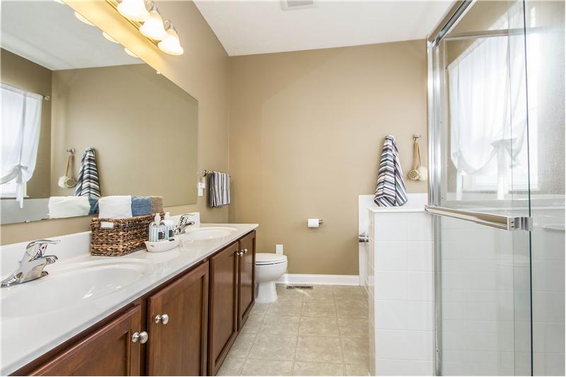 Owner's Bath