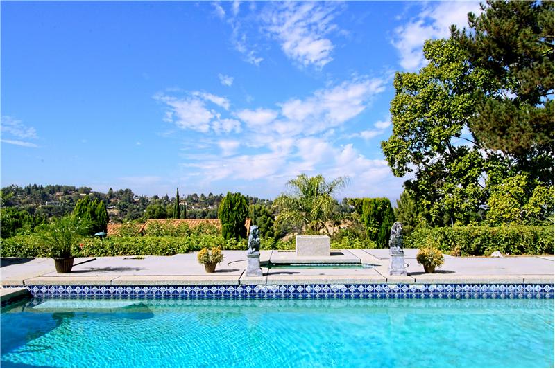 Pool, Spa, View