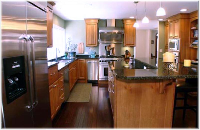 Granite - Stainless Steel Appliances - Walk in Pantry - WOW - No Expense Spared!