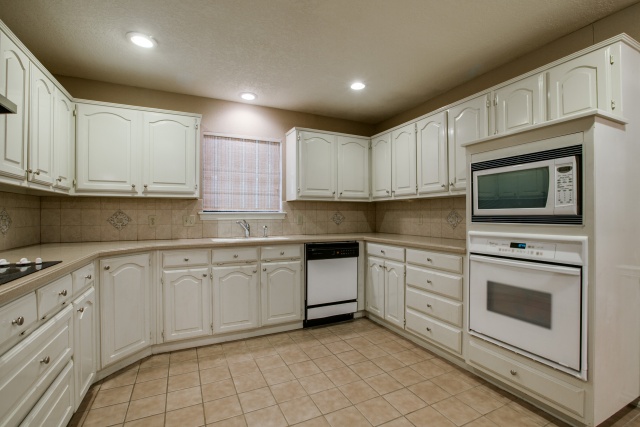 You will love the open kitchen and den!