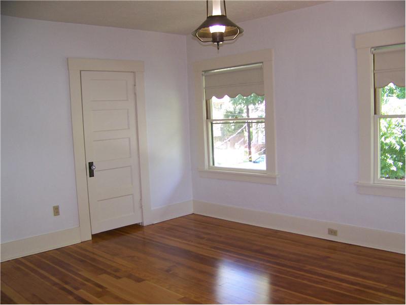 Upstairs Front Bedroom