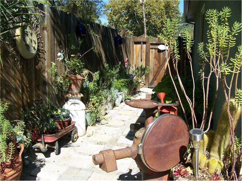 Side yard