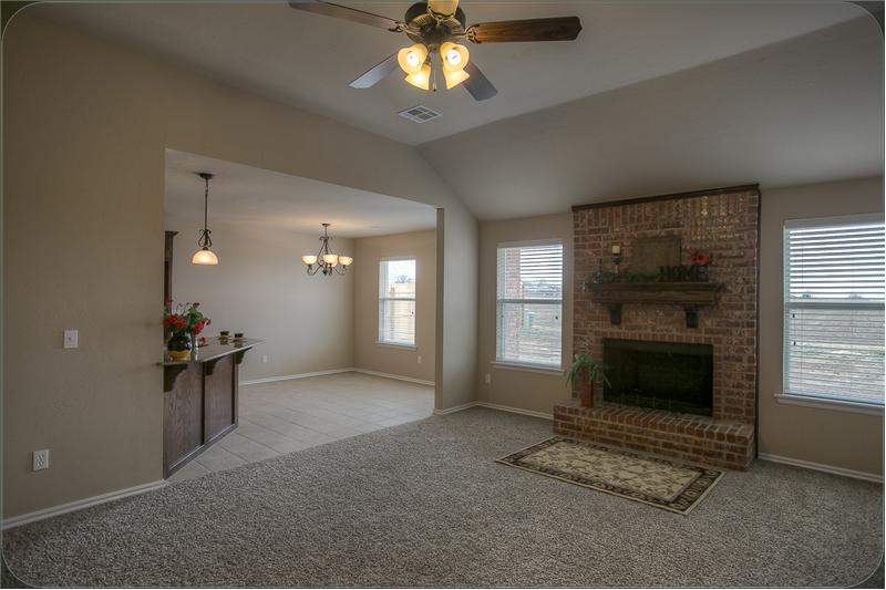 LIVING ROOM WITH FIREPLACE