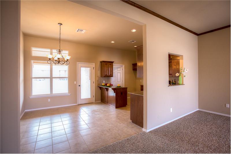 DINING AREA & KITCHEN 