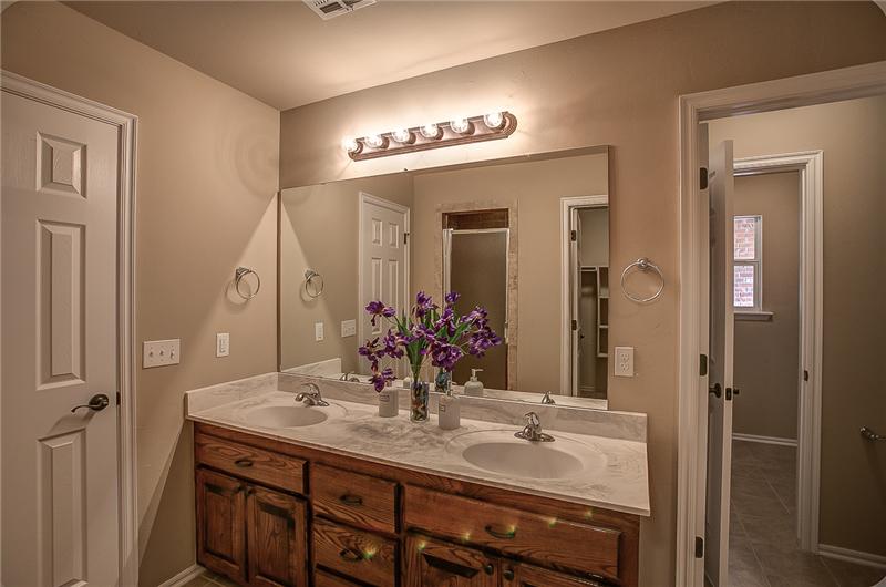 MASTER BATH/SPA