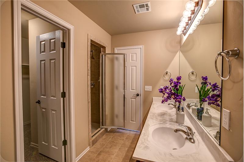 MASTER BATH/SPA 