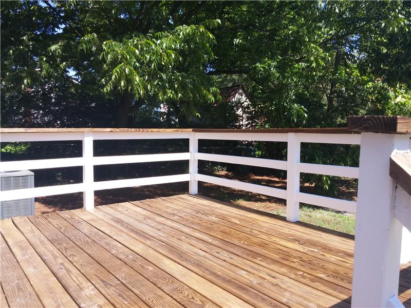 Large Deck for Entertaining