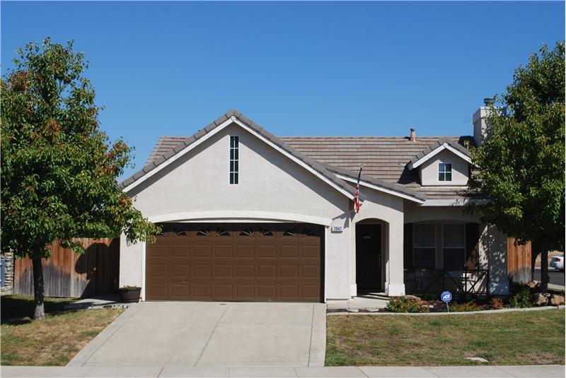 Charming Single Story Home in Natomas
