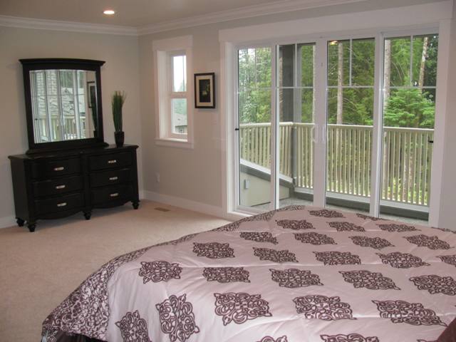Master bedroom with balcony 