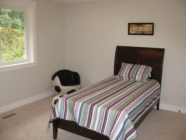 2nd Bedroom over looks greenbelt