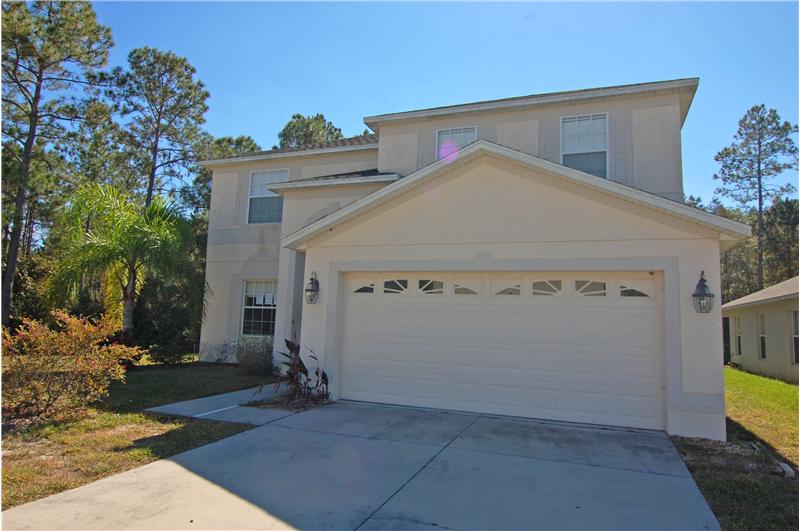 Right frontal view of home