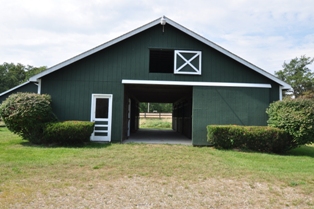 6 Stall Horse Barn With Wash-Stall & Tack-Room