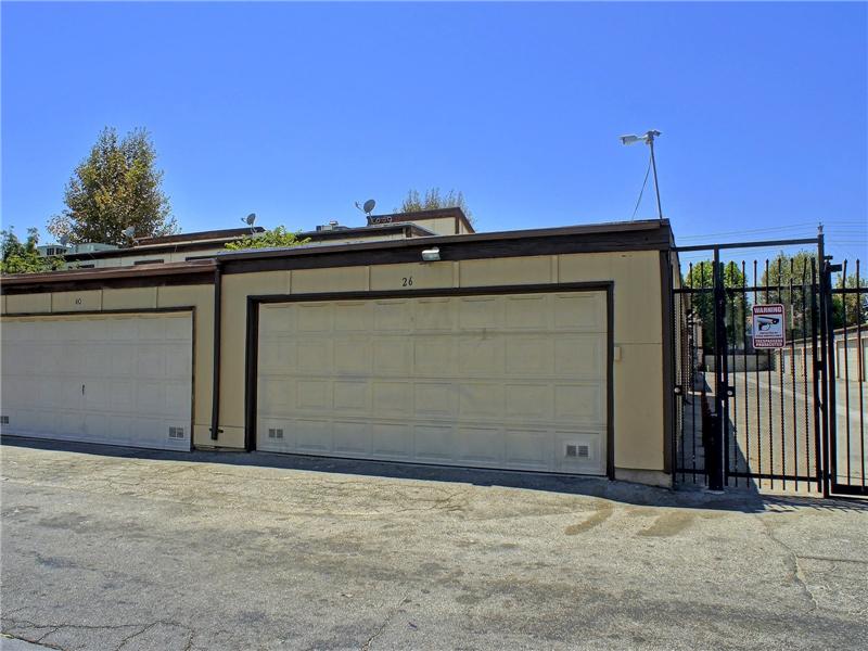 2-Car Garage