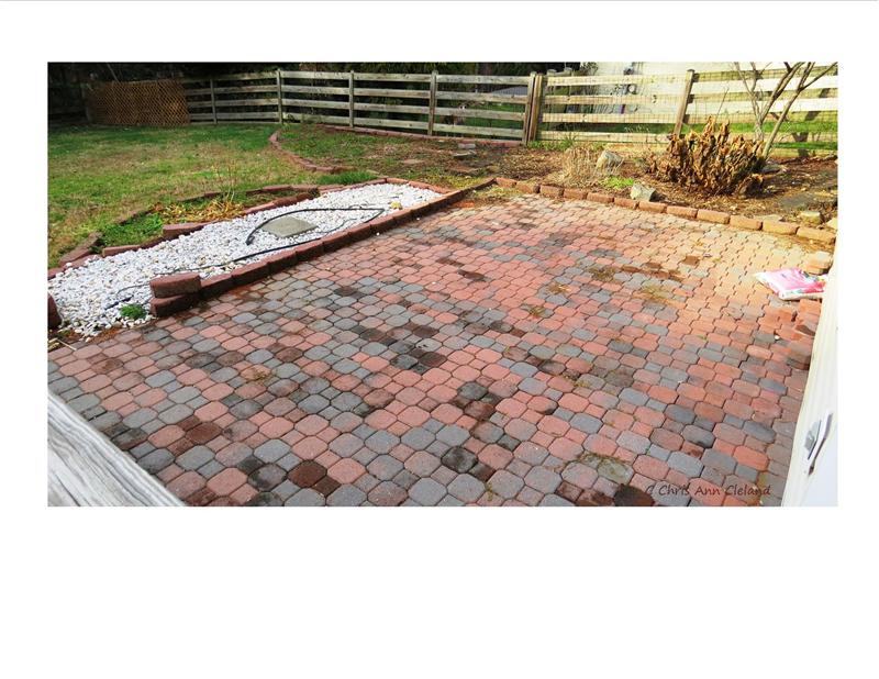 Paver Patio in Back Yard
