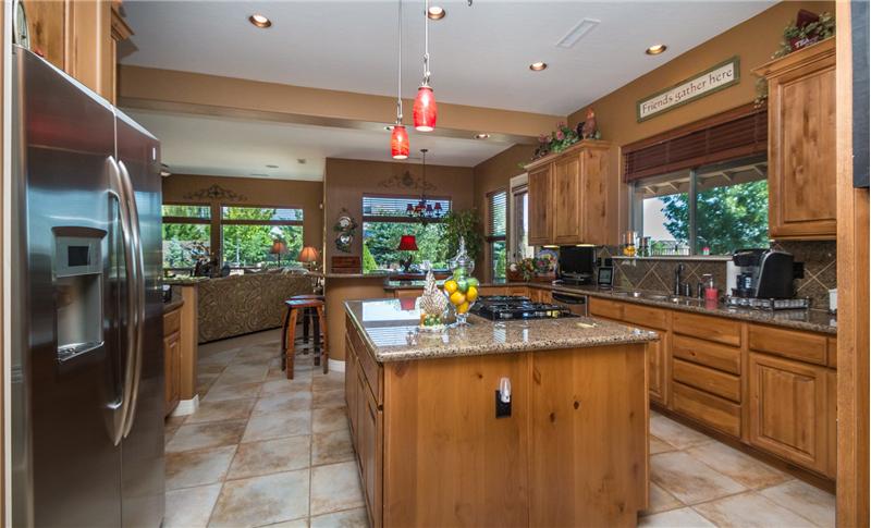 Kitchen 4