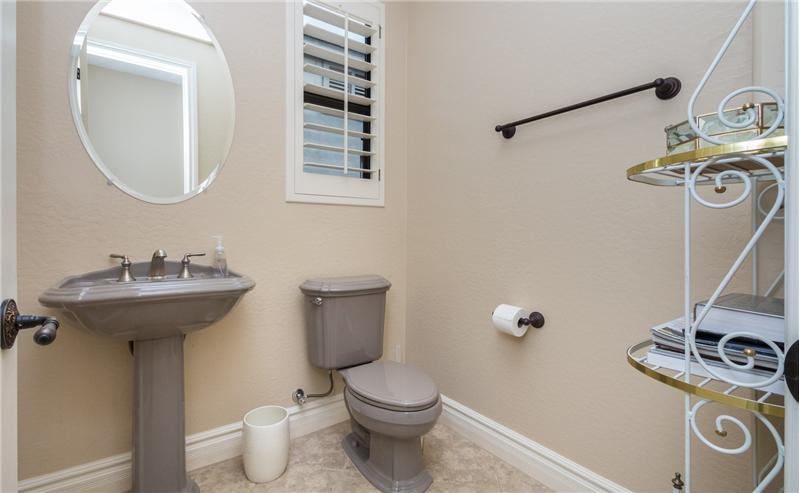 Guest Bathroom 2