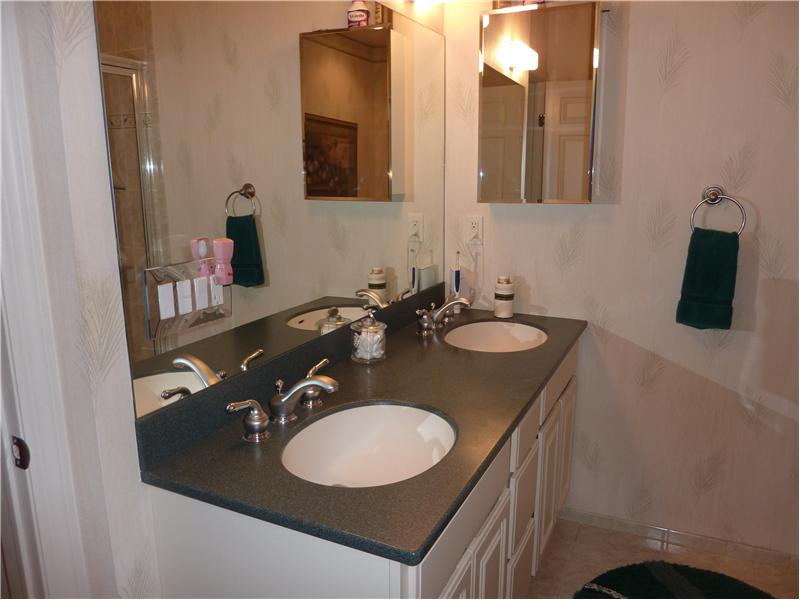 Double Sink in Master Bathroom