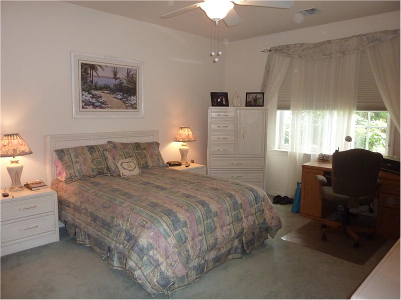 Large Main FloorMaster Suite