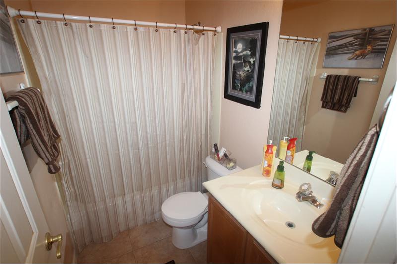 Guest Suite Bath